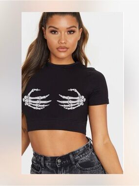 Black Short Sleeve Skeleton Hand Crop Top - Women's Graphic Tee